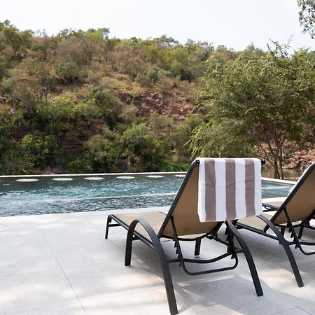 Mologa River Lodge Rust de Winter Bagian luar foto