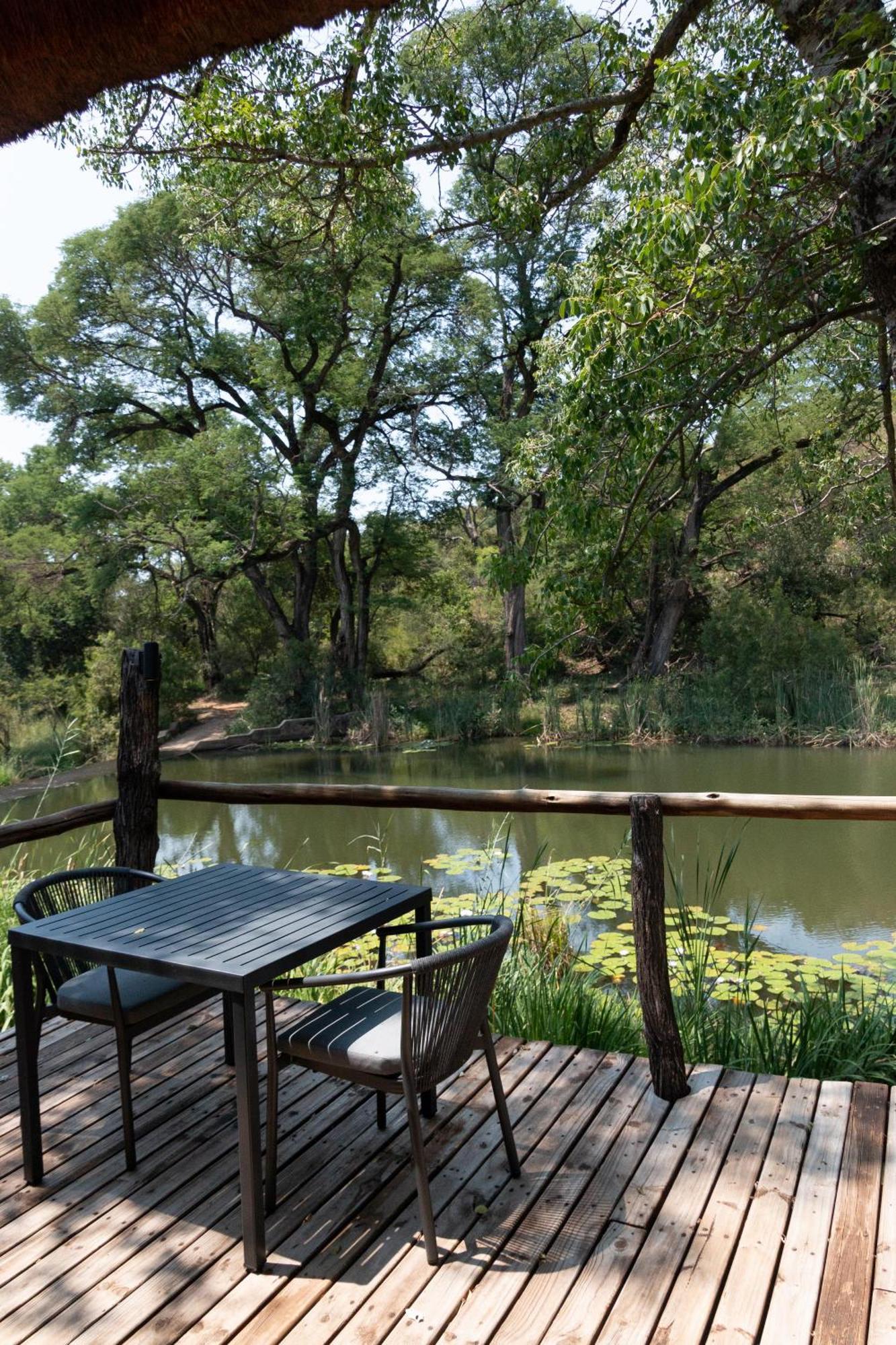 Mologa River Lodge Rust de Winter Bagian luar foto