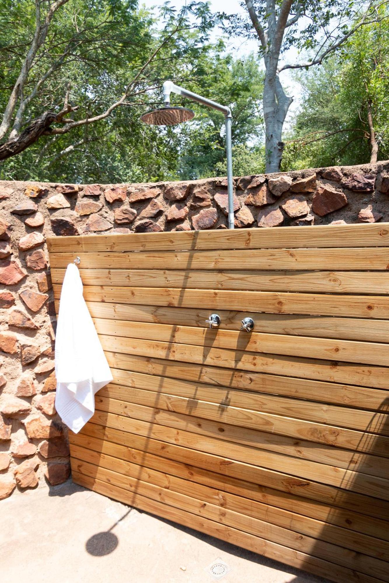 Mologa River Lodge Rust de Winter Bagian luar foto