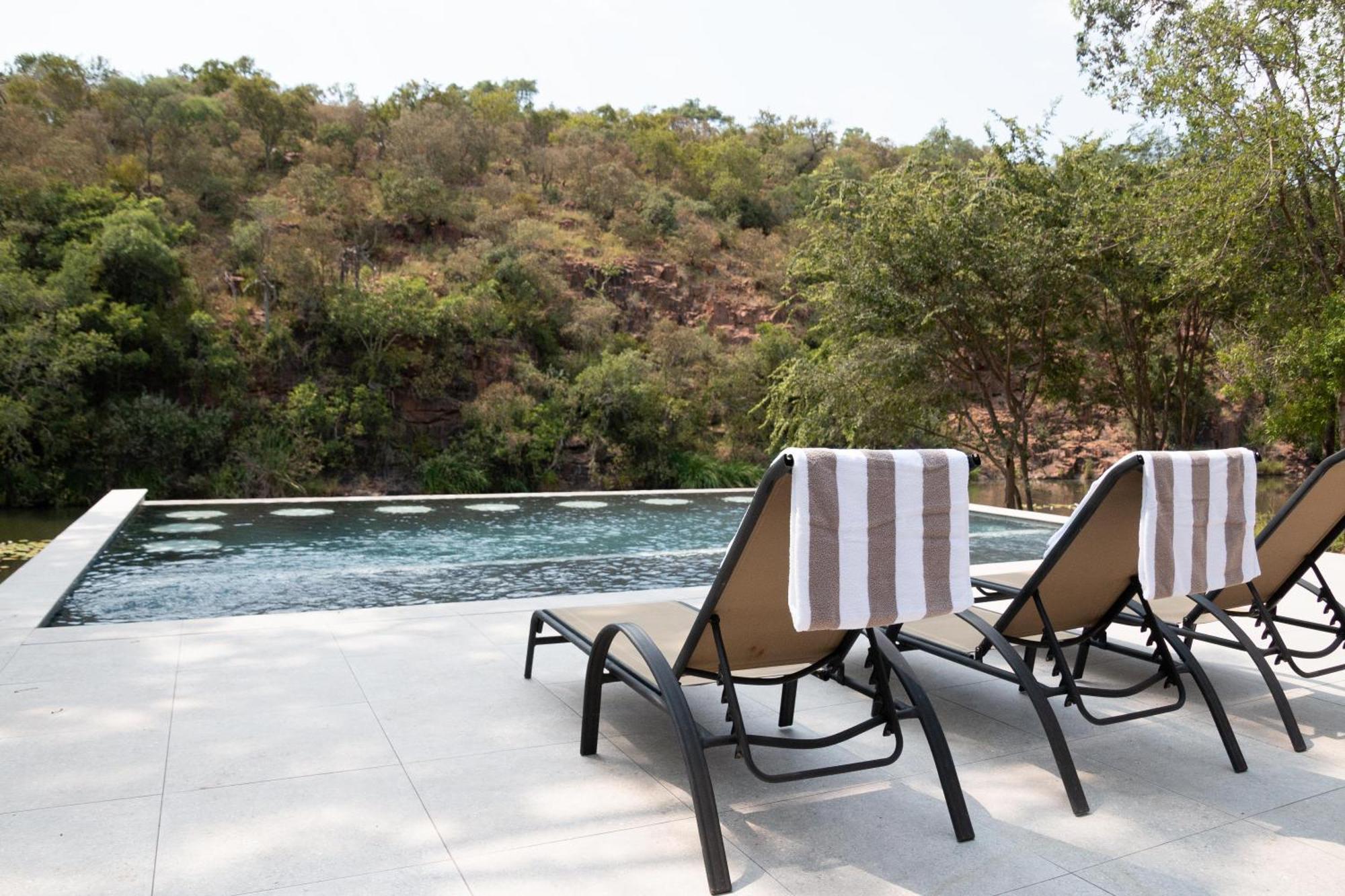 Mologa River Lodge Rust de Winter Bagian luar foto